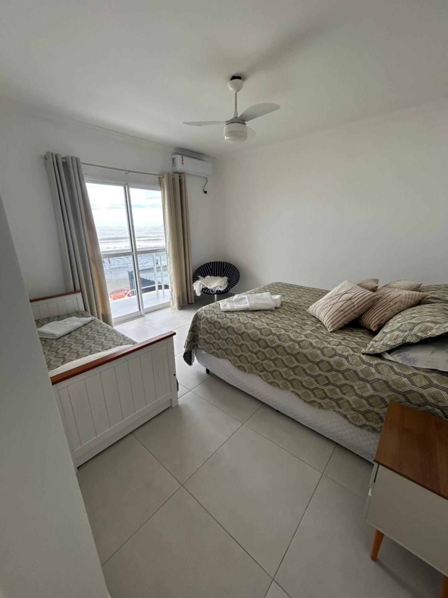 Apartment Lindo De Frente O Mar